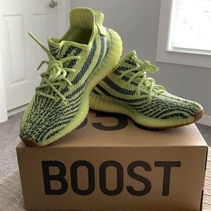 Yeezy Boost 350 Semi-Frozen Yellow